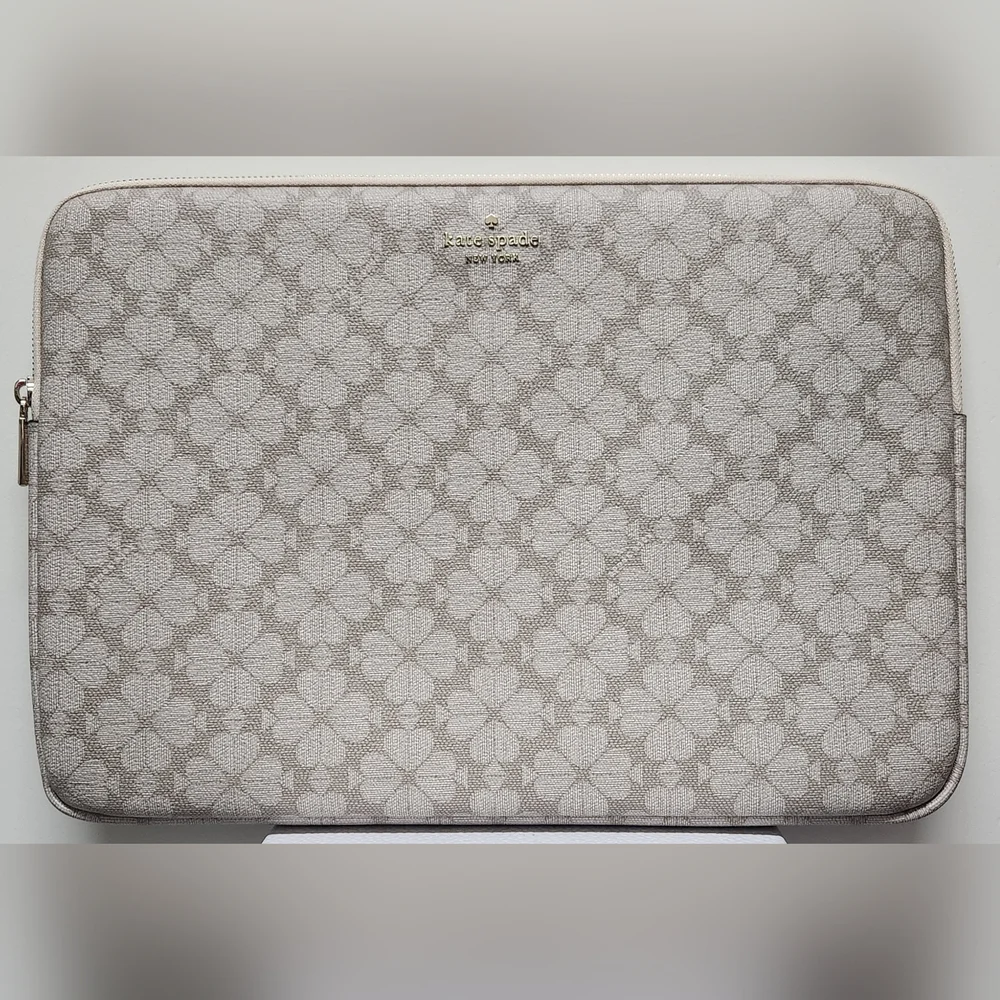 KATE SPADE Flower Universal Laptop Sleeve NWOT